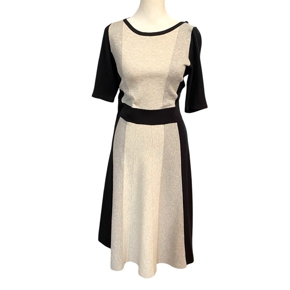 Boden Milano Black Gray Colorblock Knit Fit & Flare Dress Size 6 Career stretch - Picture 3 of 10